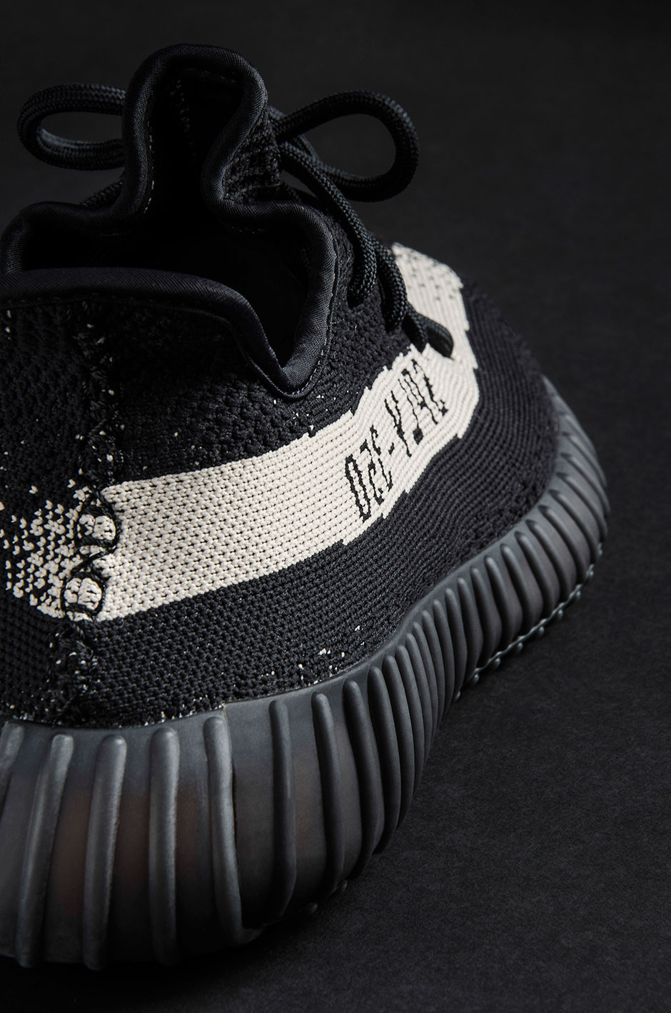 yeezy boost 350 v2 black/white - yeezy boost 350 v2 black white 9 - Warna Baru Yeezy Boost 350 V2 Rilis 17 Desember - photo ADIDAS YEEZY BOOST 350 V2 “BLACK/WHITE” yeezy boost 350 v2 black/white - yeezy boost 350 v2 black white 9 - Warna Baru Yeezy Boost 350 V2 Rilis 17 Desember