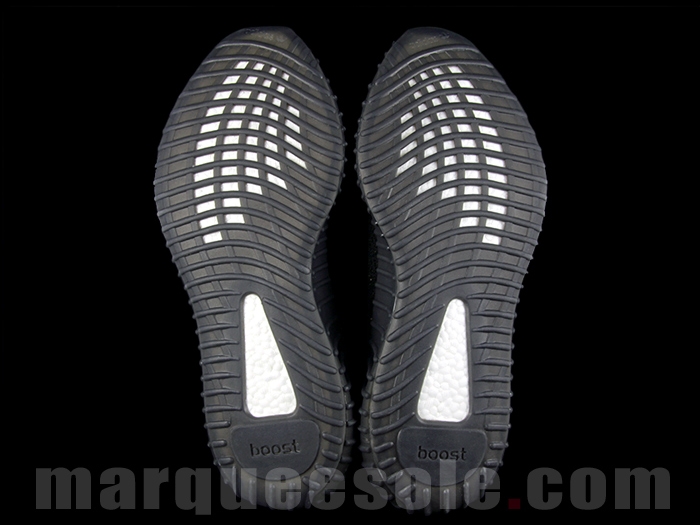 Yeezy Boost 350 V2 Black Gold