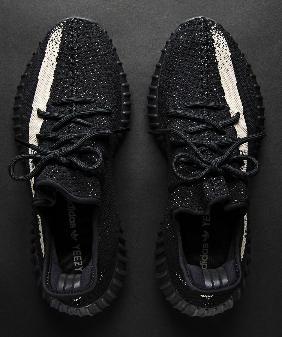 sejarah adidas - Sejarah Merek Sepatu Adidas - photo ADIDAS YEEZY BOOST 350 V2 “BLACK/WHITE” sejarah adidas - Sejarah Merek Sepatu Adidas