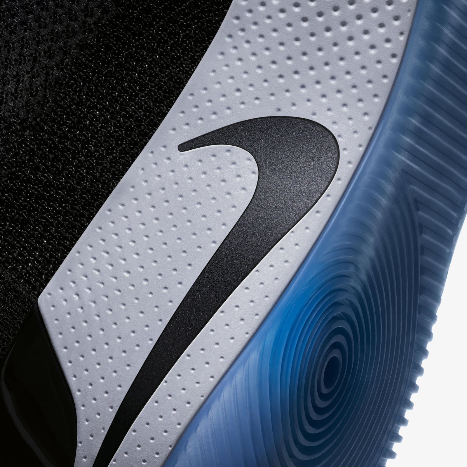 nike adapt bb - img 5ce2c4b37c6c2 - Mengulas Nike Adapt BB, Masa Depan Sepatu. - photo Nike Adapt BB nike adapt bb - img 5ce2c4b37c6c2 - Mengulas Nike Adapt BB, Masa Depan Sepatu.