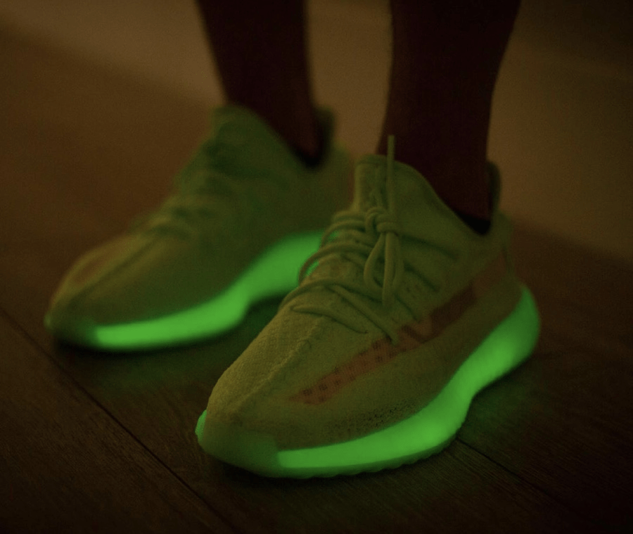 nike yeezy 2 glow in the dark